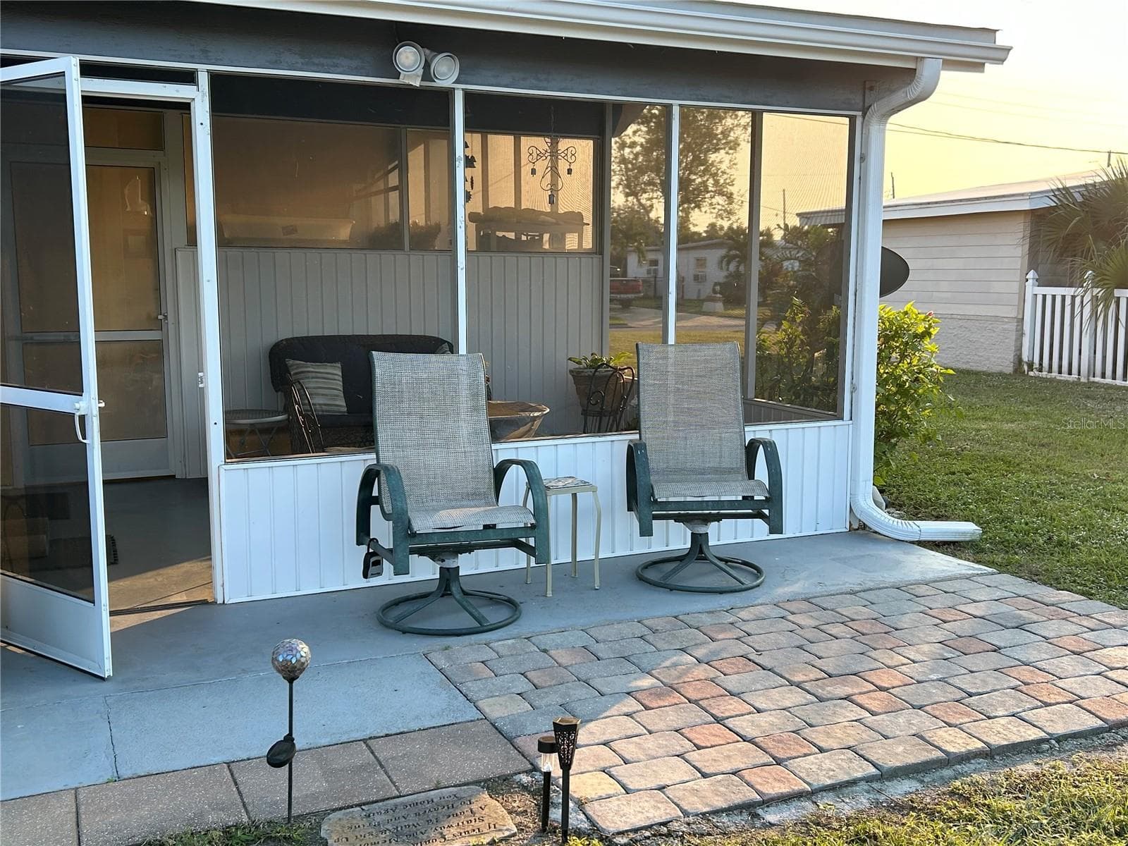 Single Family Residence at 123 POINSETTIA CIR NE, PORT CHARLOTTE, photo 36 of 90