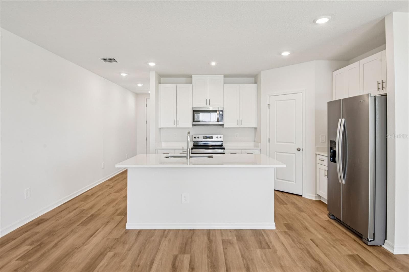 Single Family Residence at 12573 HOMELAND DR, DADE CITY, photo 13 of 33