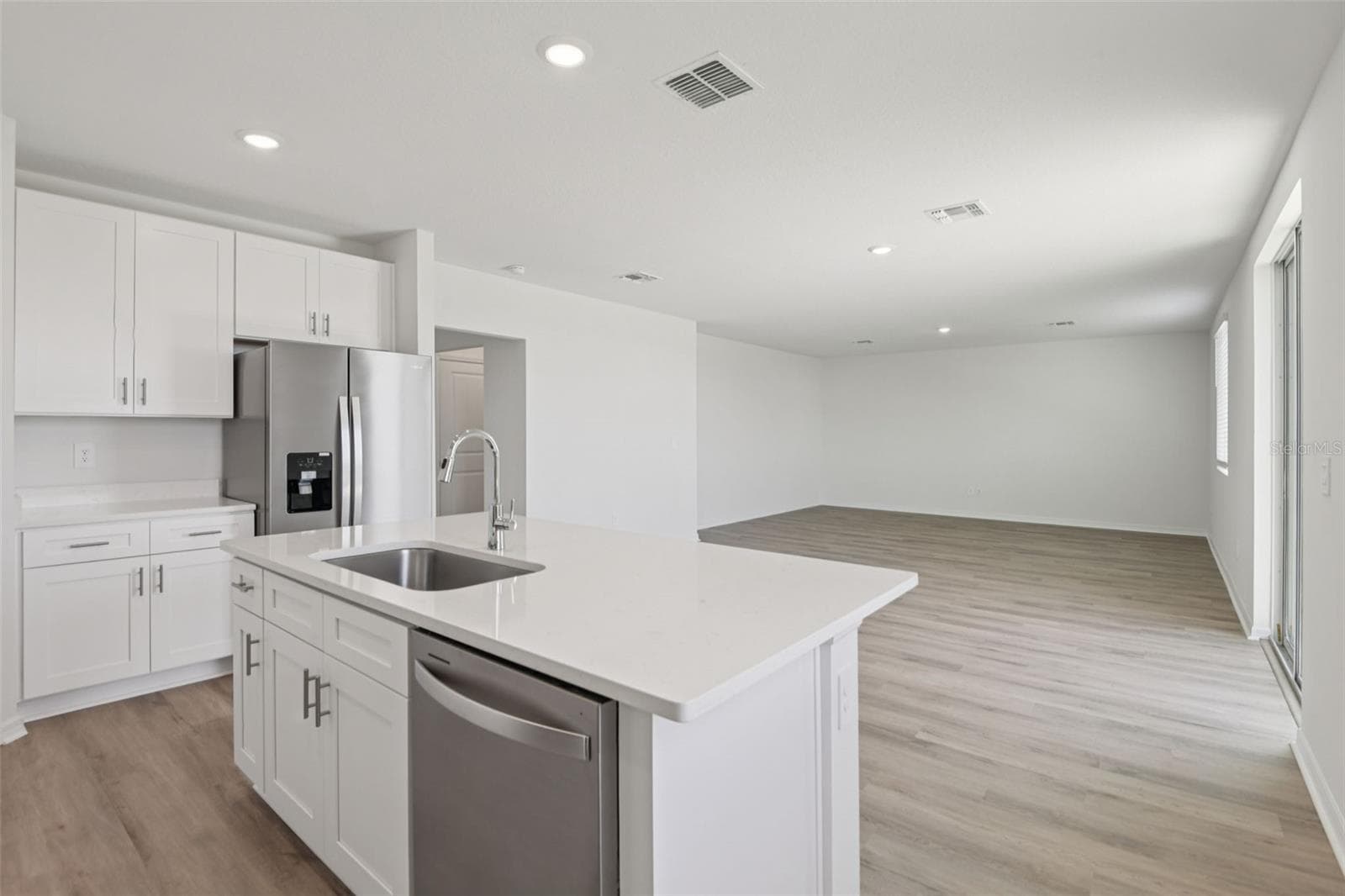 Single Family Residence at 12581 HOMELAND DR, DADE CITY, photo 14 of 37