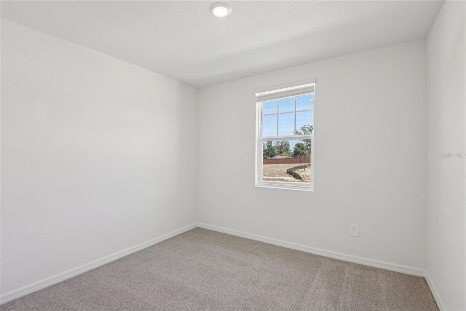 Single Family Residence at 12581 HOMELAND DR, DADE CITY, photo 16 of 37