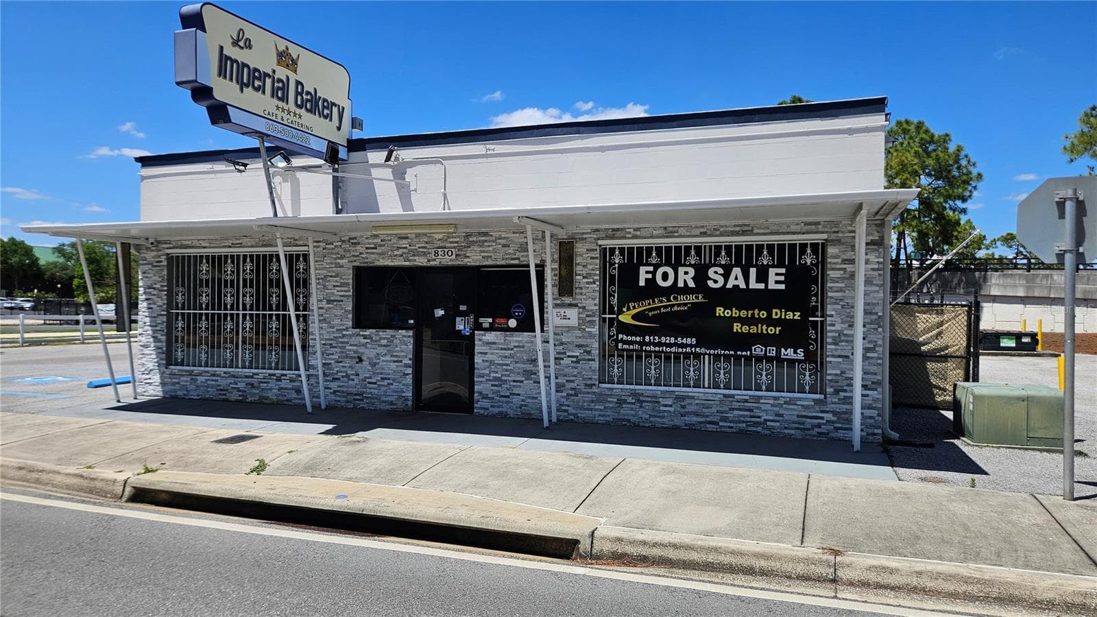 830 E MAIN ST