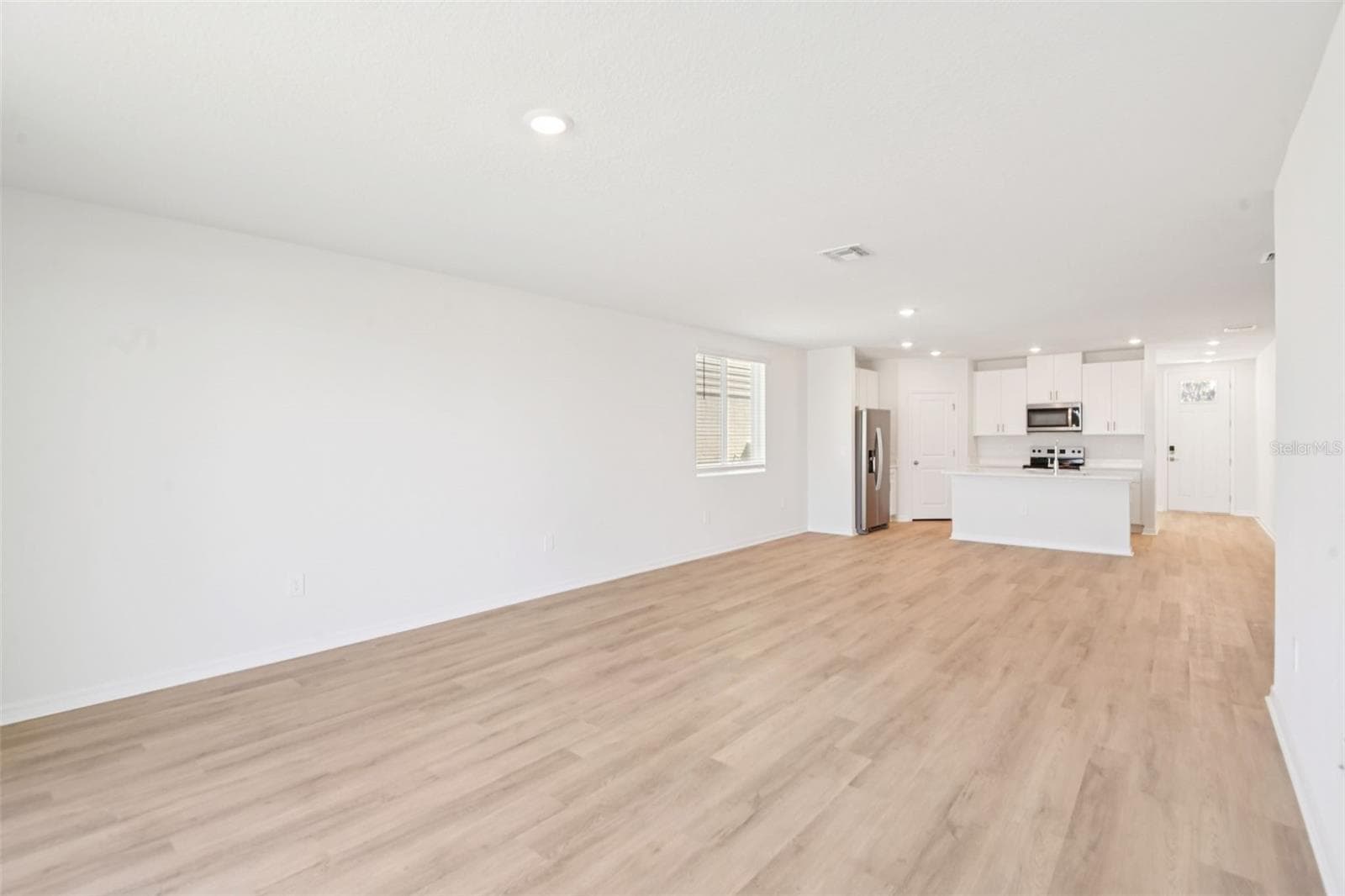 Single Family Residence at 12597 HOMELAND DR, DADE CITY, photo 10 of 36