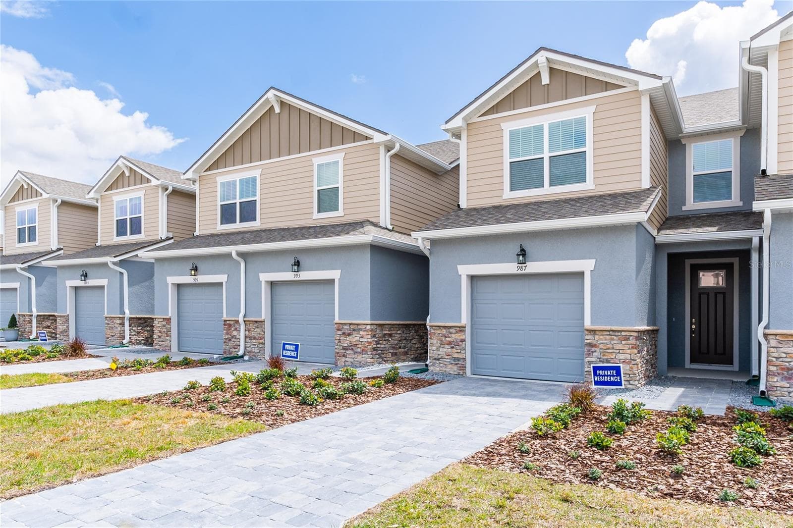 Townhouse at 987 SPRING PALMS LOOP, ORLANDO, photo 2 of 22