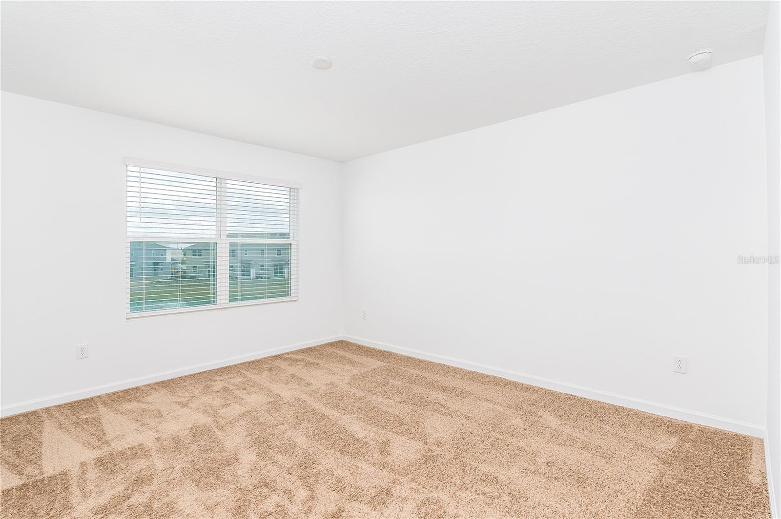 Townhouse at 987 SPRING PALMS LOOP, ORLANDO, photo 11 of 22