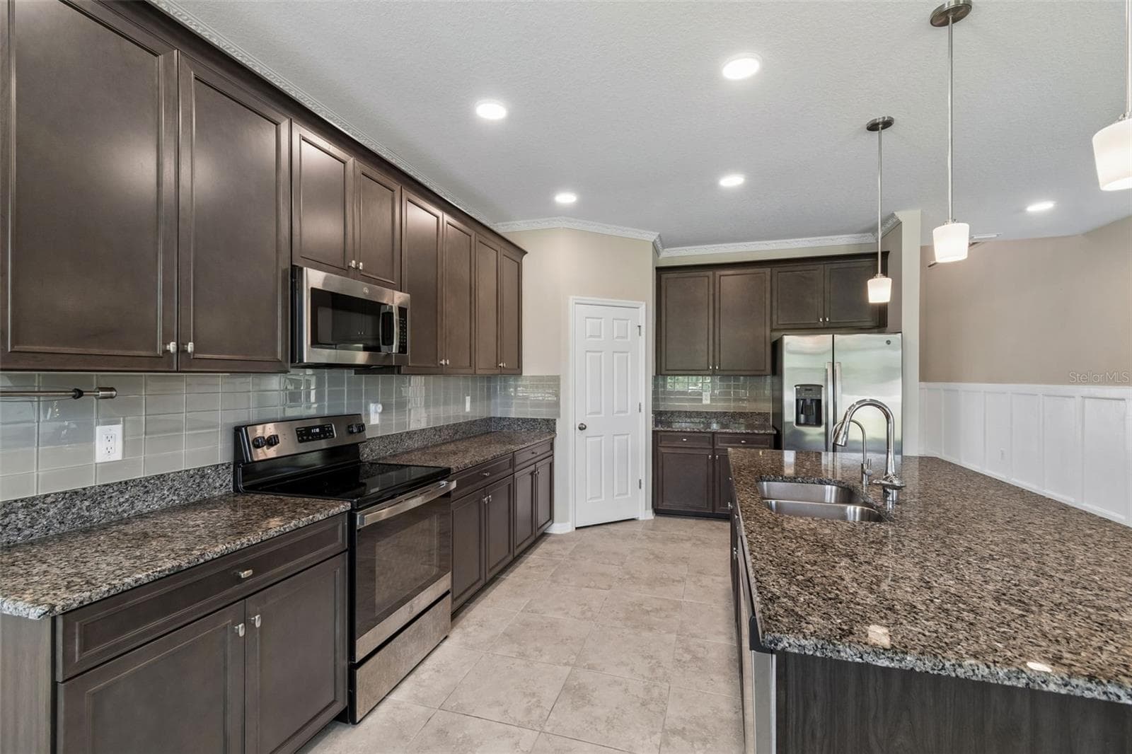 Single Family Residence at 17647 CORTES CREEK BLVD, SPRING HILL, photo 19 of 100