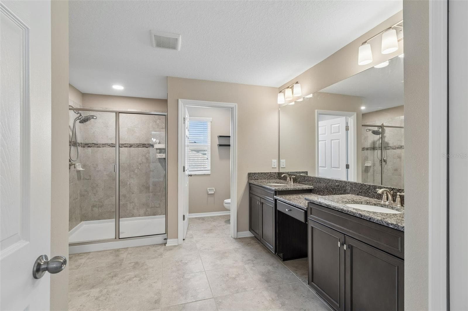 Primary bath - 17647 CORTES CREEK BLVD, SPRING HILL