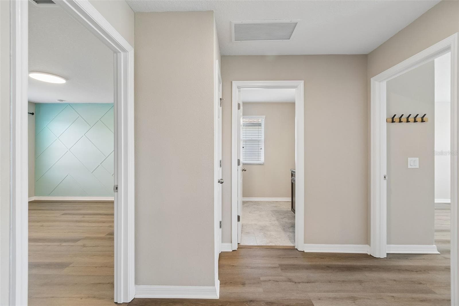 Single Family Residence at 17647 CORTES CREEK BLVD, SPRING HILL, photo 61 of 100