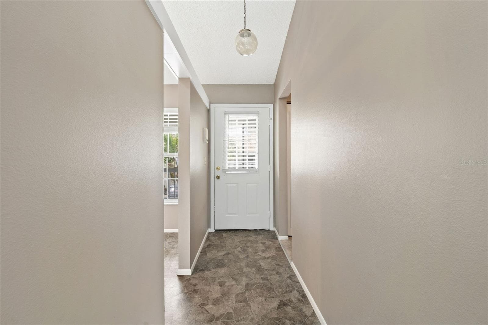Townhouse at 12239 SUN VISTA CT E, TREASURE ISLAND, photo 3 of 35