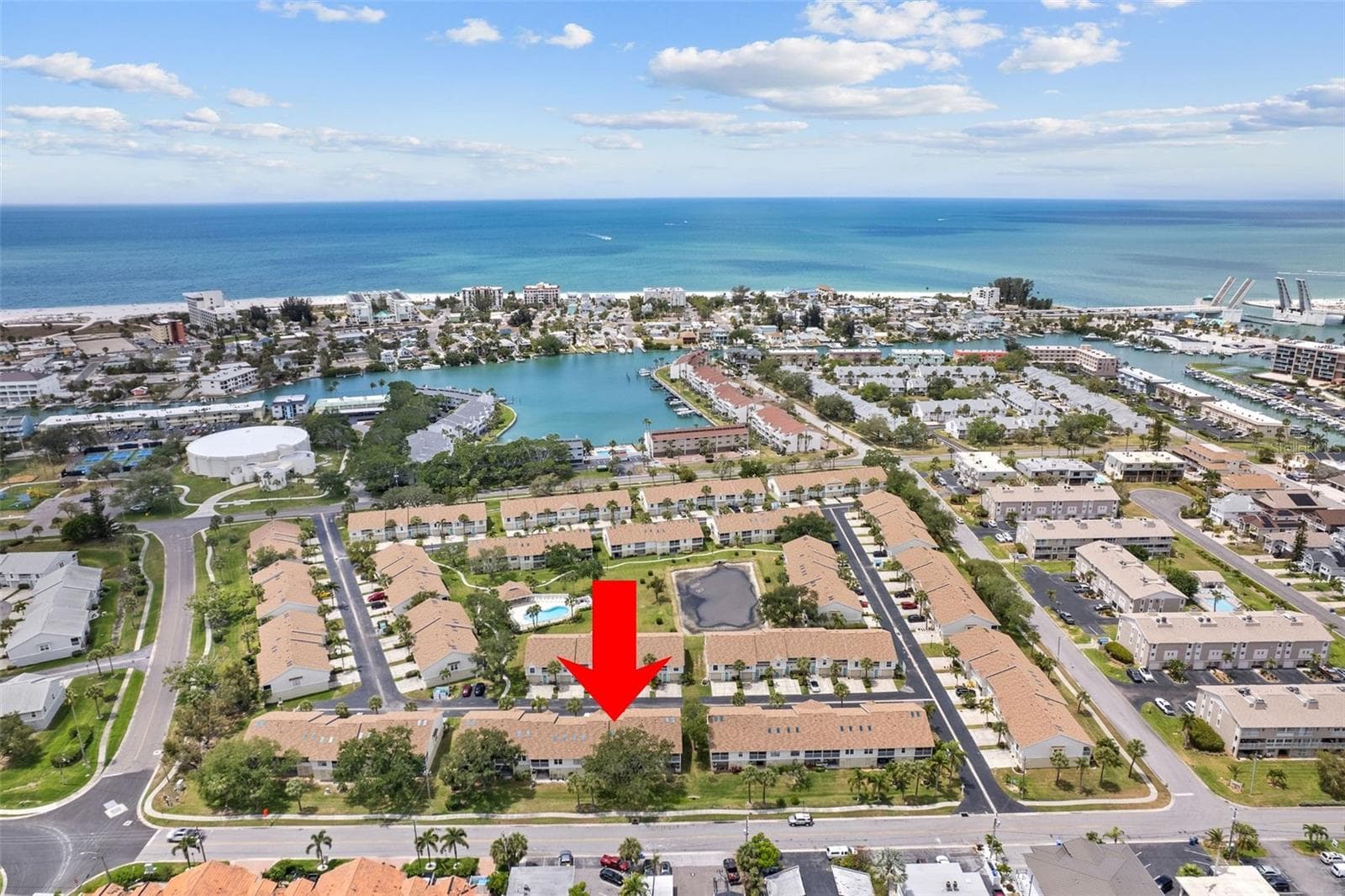 Townhouse at 12239 SUN VISTA CT E, TREASURE ISLAND, photo 33 of 35