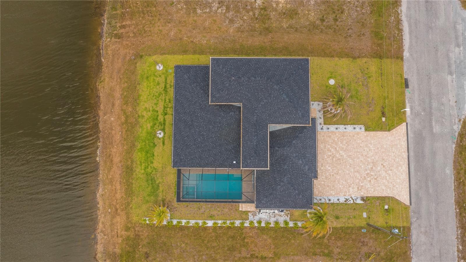 Pool, Paver Driveway and Waterfront Views, - 7 SUNFLOWER DR, PLACIDA