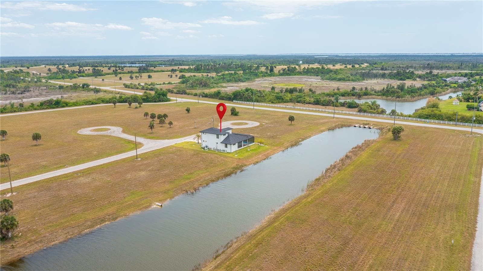 Waterfront Home on a Private Cul-de-Sac. - 7 SUNFLOWER DR, PLACIDA