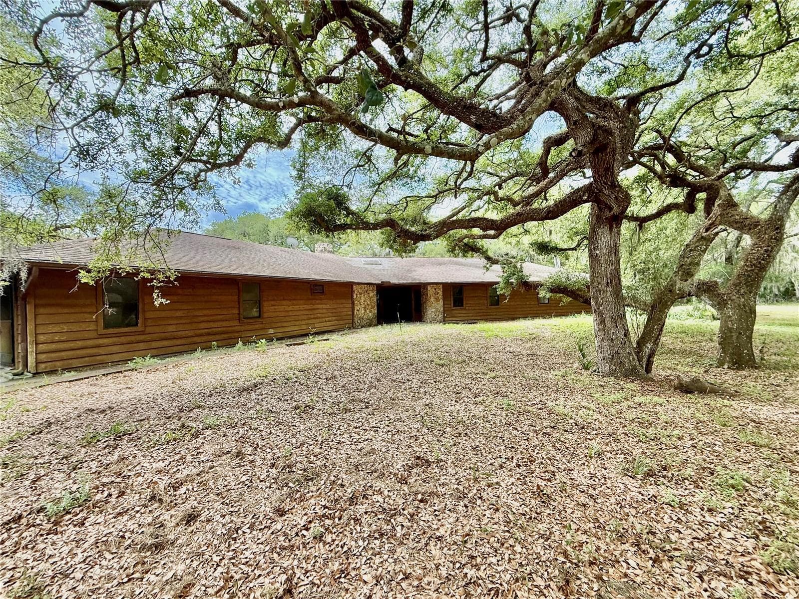175 BAYWOOD DR