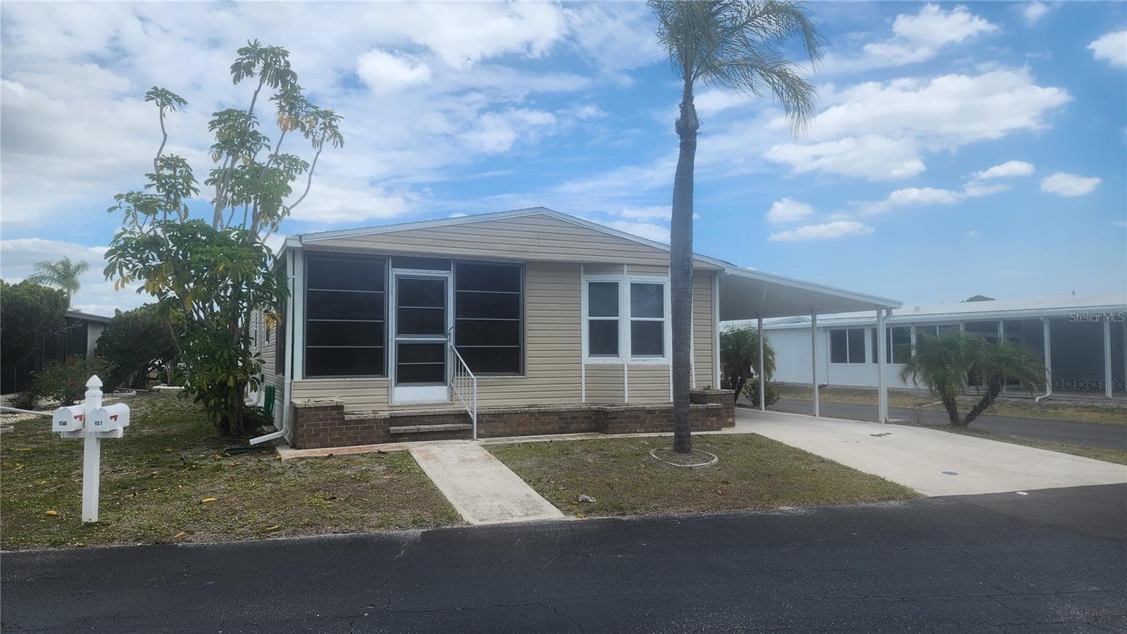 Manufactured Home at 157 N FIJI CIR, ENGLEWOOD, photo 21 of 56