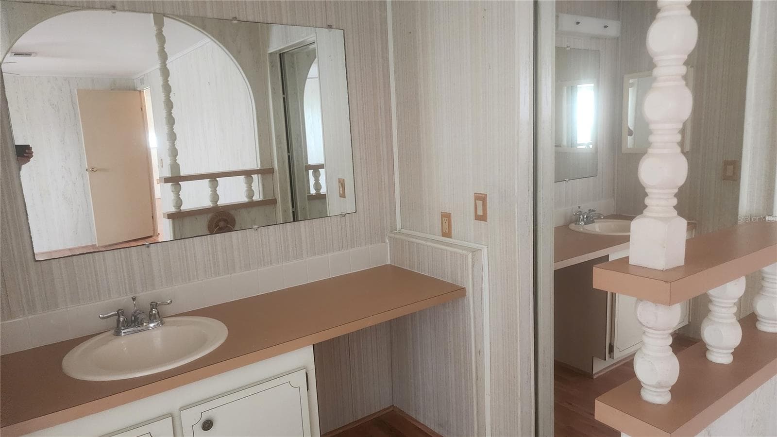 Manufactured Home at 157 N FIJI CIR, ENGLEWOOD, photo 39 of 56