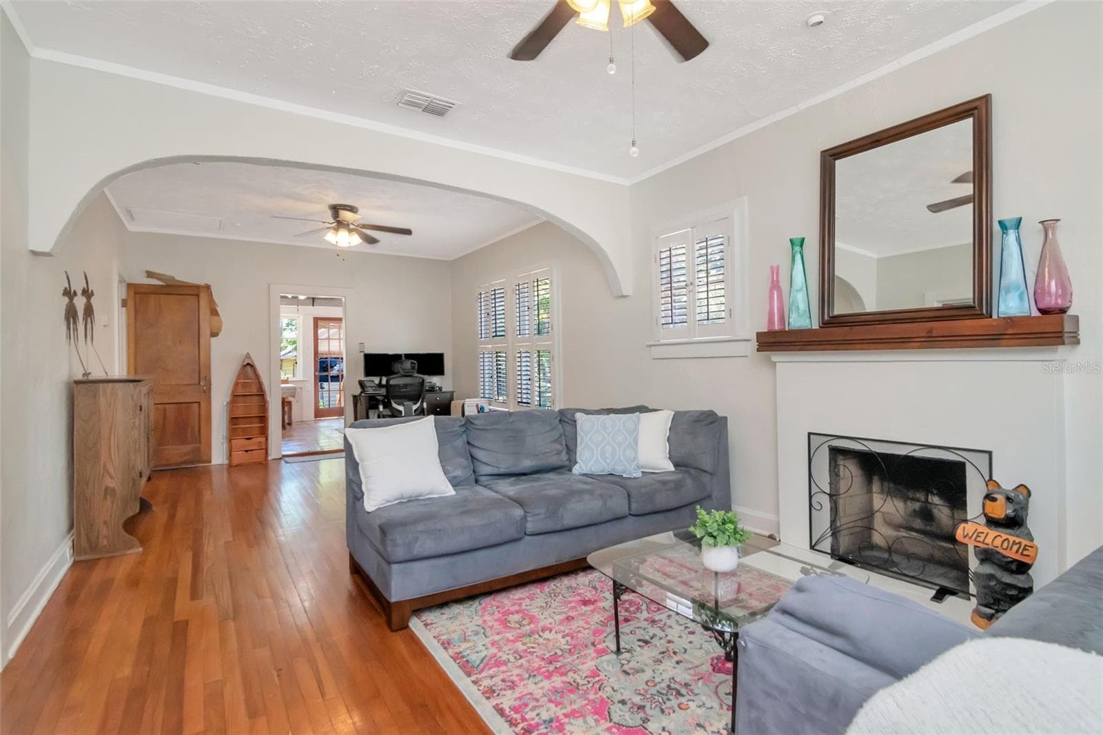 Single Family Residence at 220 W FERN ST, TAMPA, photo 7 of 41