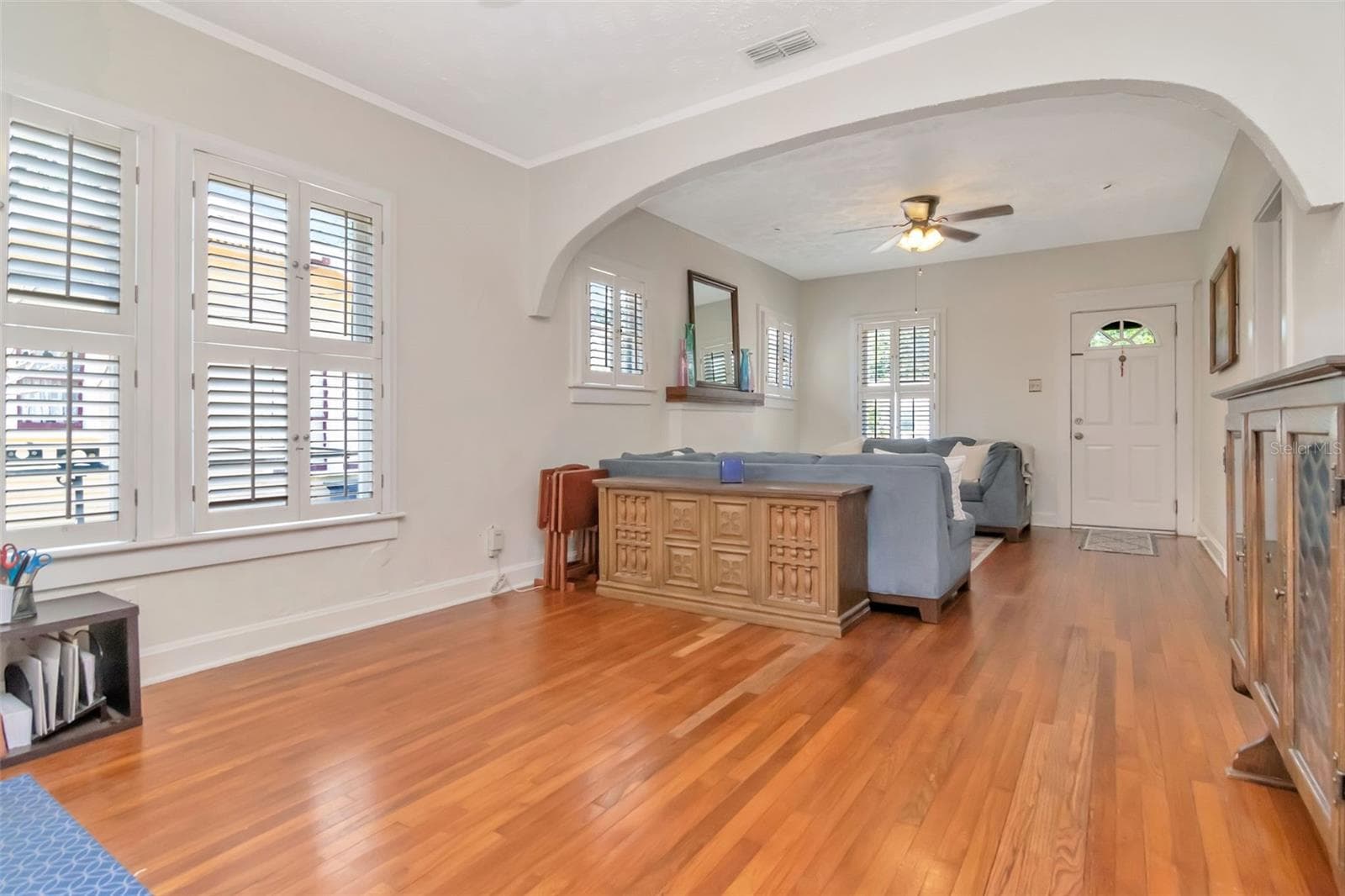 Single Family Residence at 220 W FERN ST, TAMPA, photo 9 of 41