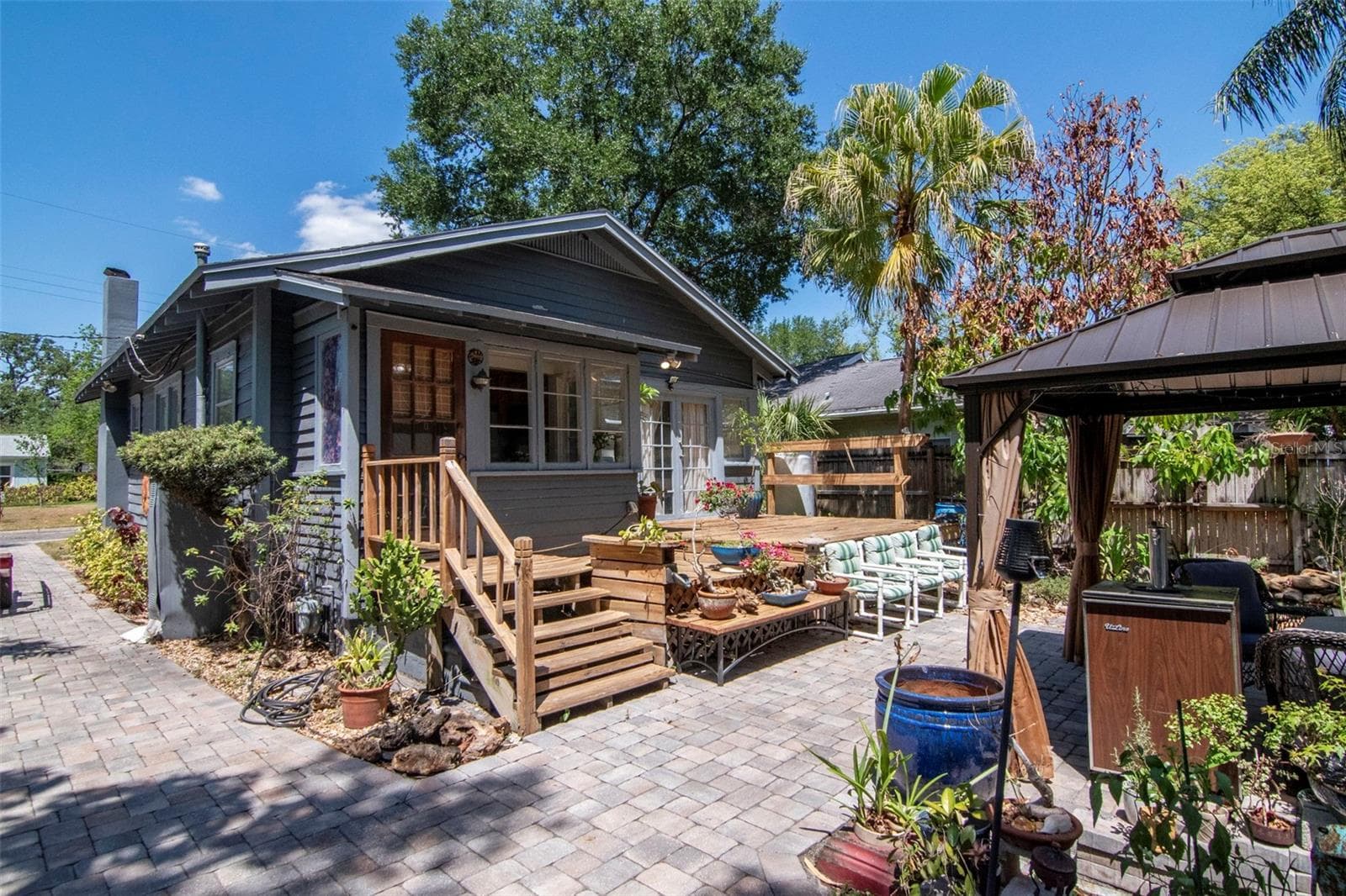 Single Family Residence at 220 W FERN ST, TAMPA, photo 33 of 41