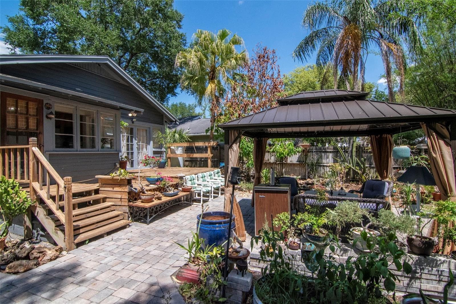 Single Family Residence at 220 W FERN ST, TAMPA, photo 34 of 41