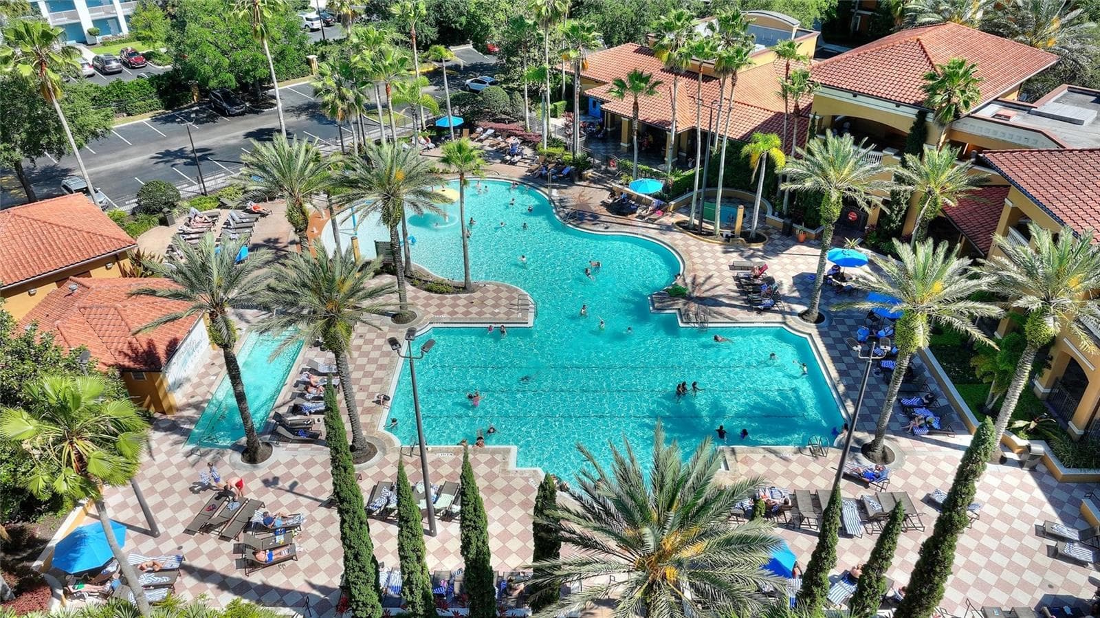 Condo - Hotel at 12544 FLORIDAYS RESORT DR #508B, ORLANDO, photo 7 of 35