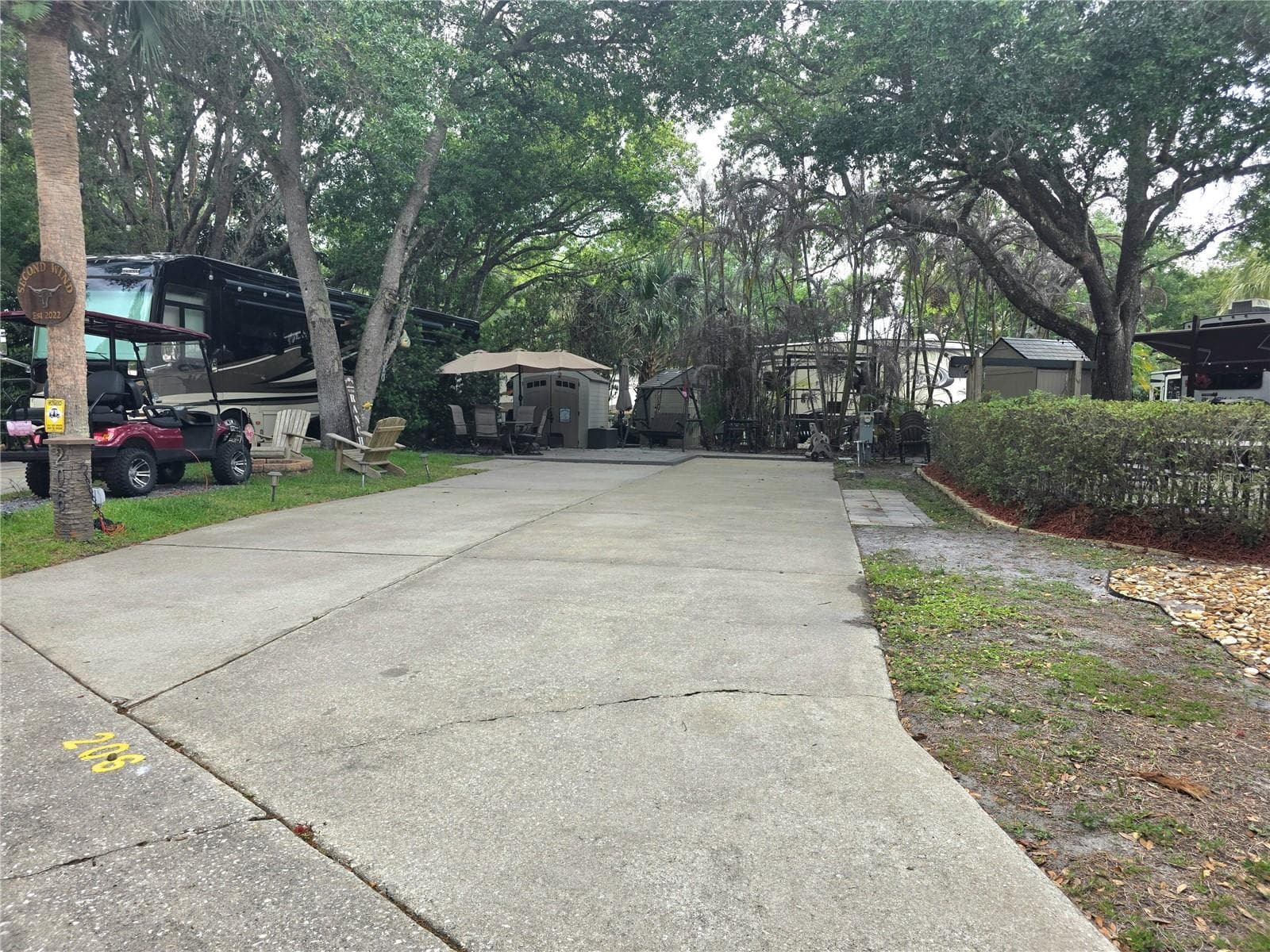 206 LONGHORN DR