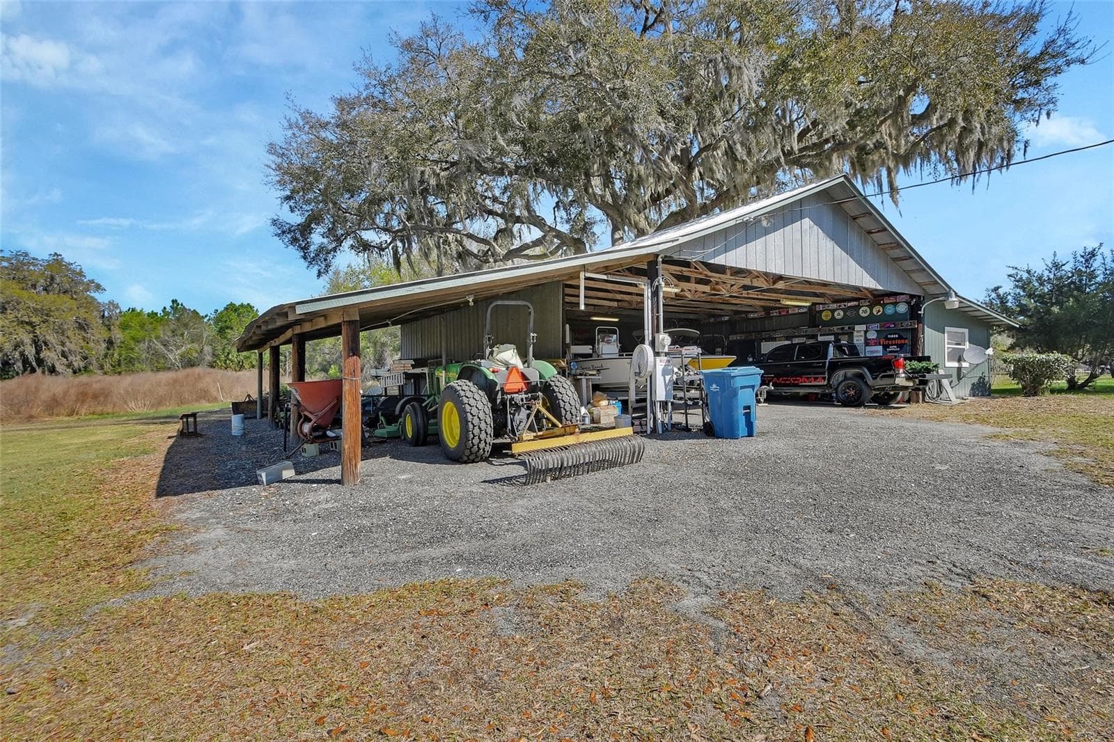 Large Barn - 1403 BLACKWELDER RD, DE LEON SPRINGS