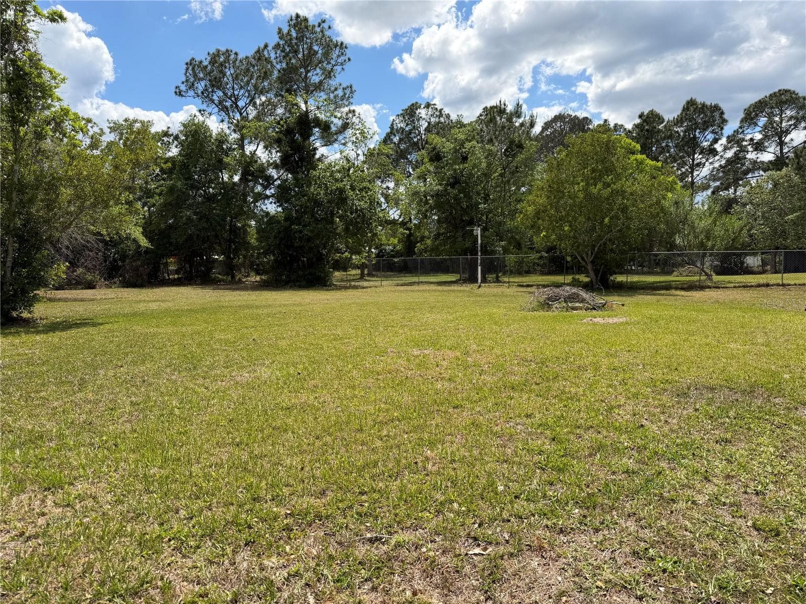 Mobile Home at 24138 PANTHER RD, ASTOR, photo 25 of 49