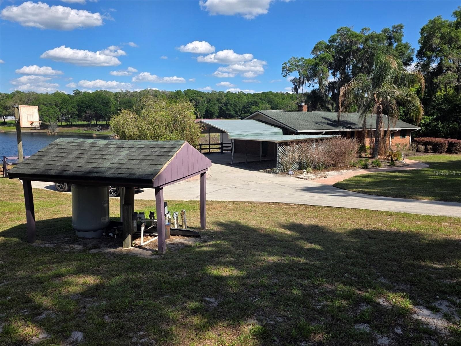 Single Family Residence at 2285 WILMHURST RD, DELAND, photo 33 of 64