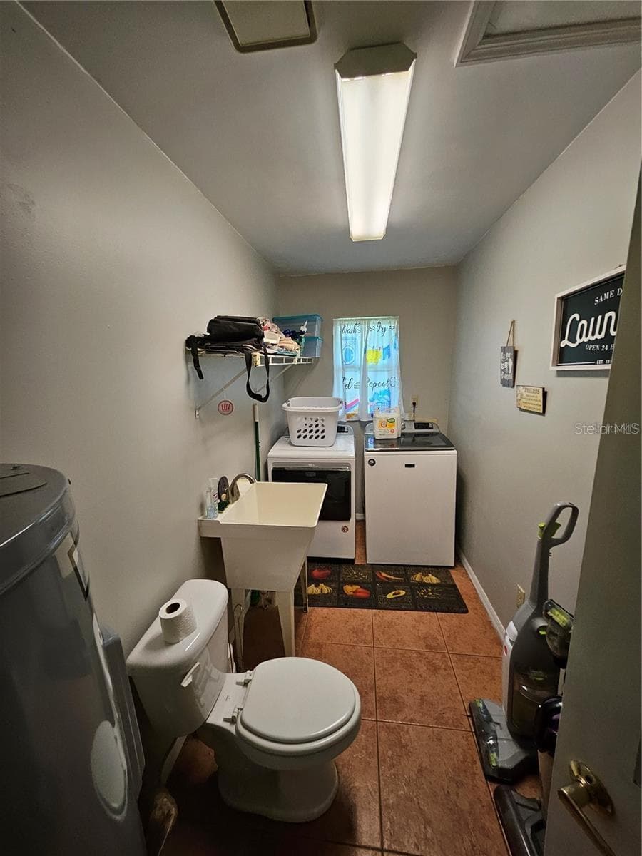 Single Family Residence at 2285 WILMHURST RD, DELAND, photo 40 of 64