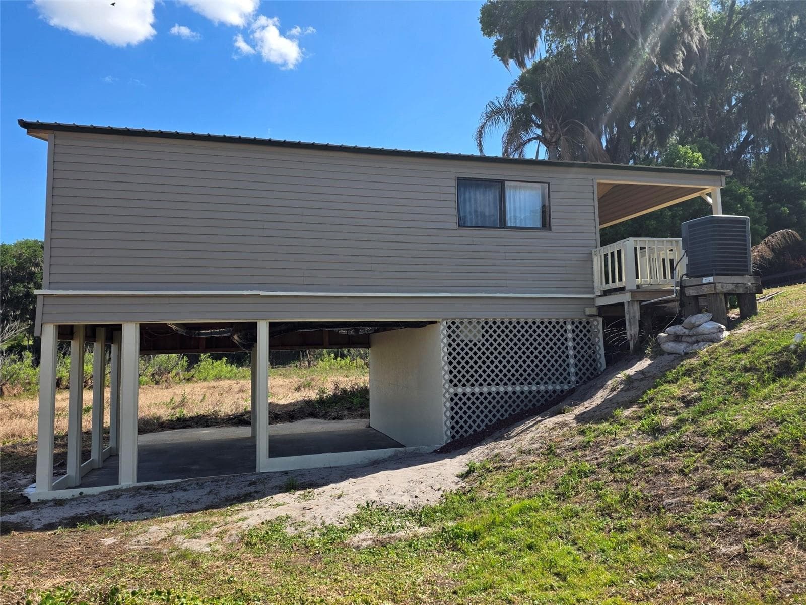 Single Family Residence at 2285 WILMHURST RD, DELAND, photo 36 of 64