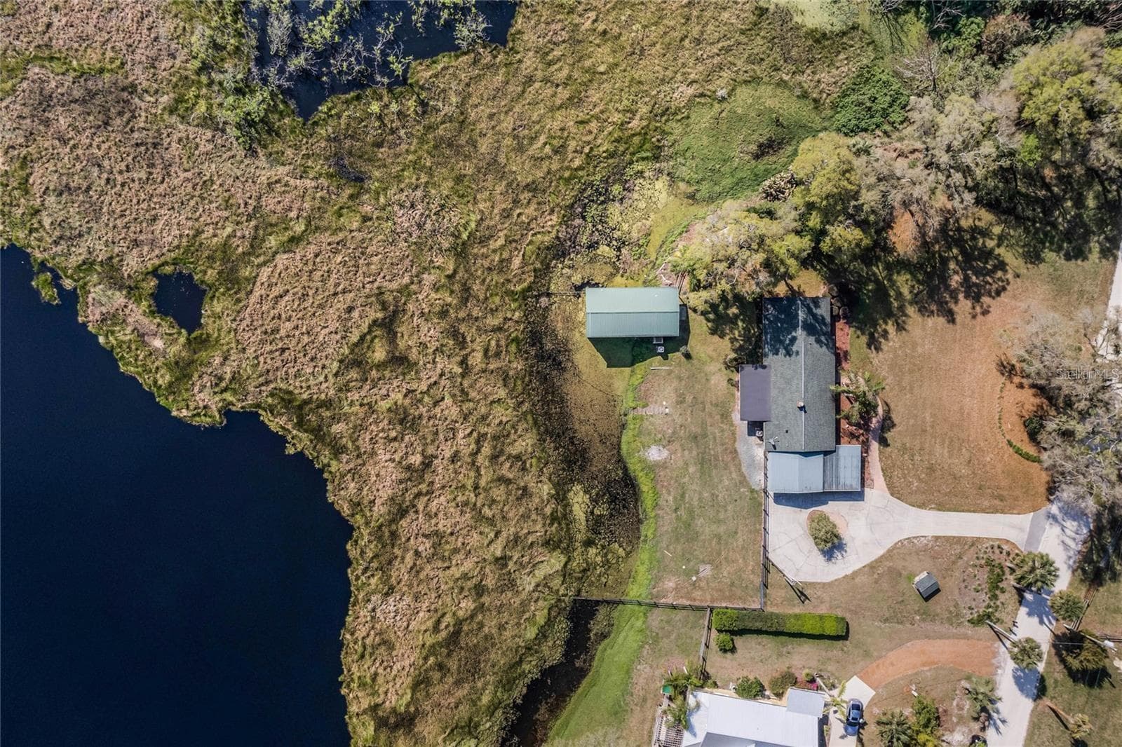 Single Family Residence at 2285 WILMHURST RD, DELAND, photo 13 of 64