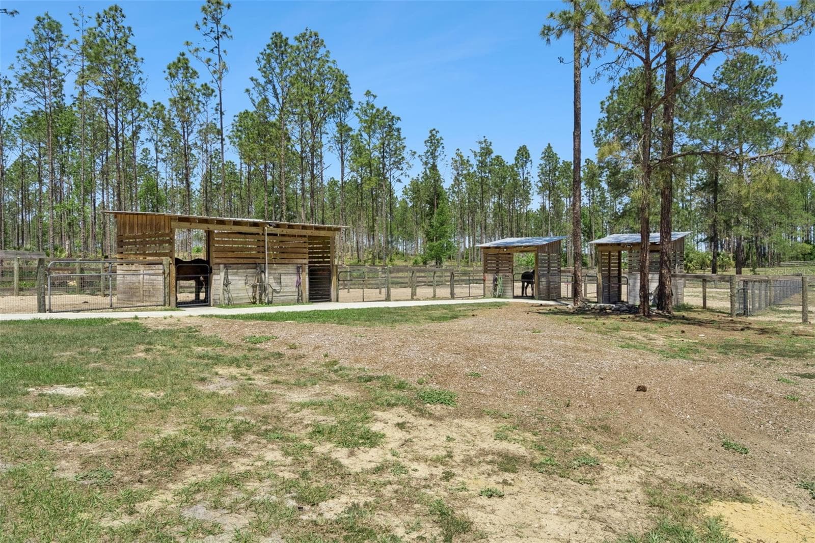 Single Family Residence at 20701 COUNTY ROAD 44A, EUSTIS, photo 26 of 73