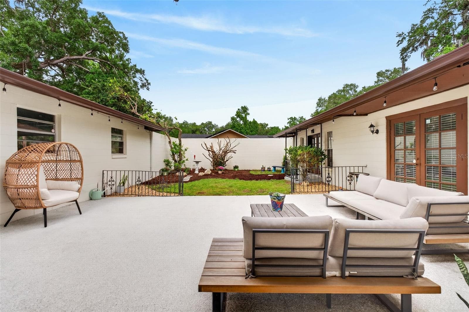 Courtyard - 517 SAN SEBASTIAN PRADO, ALTAMONTE SPRINGS