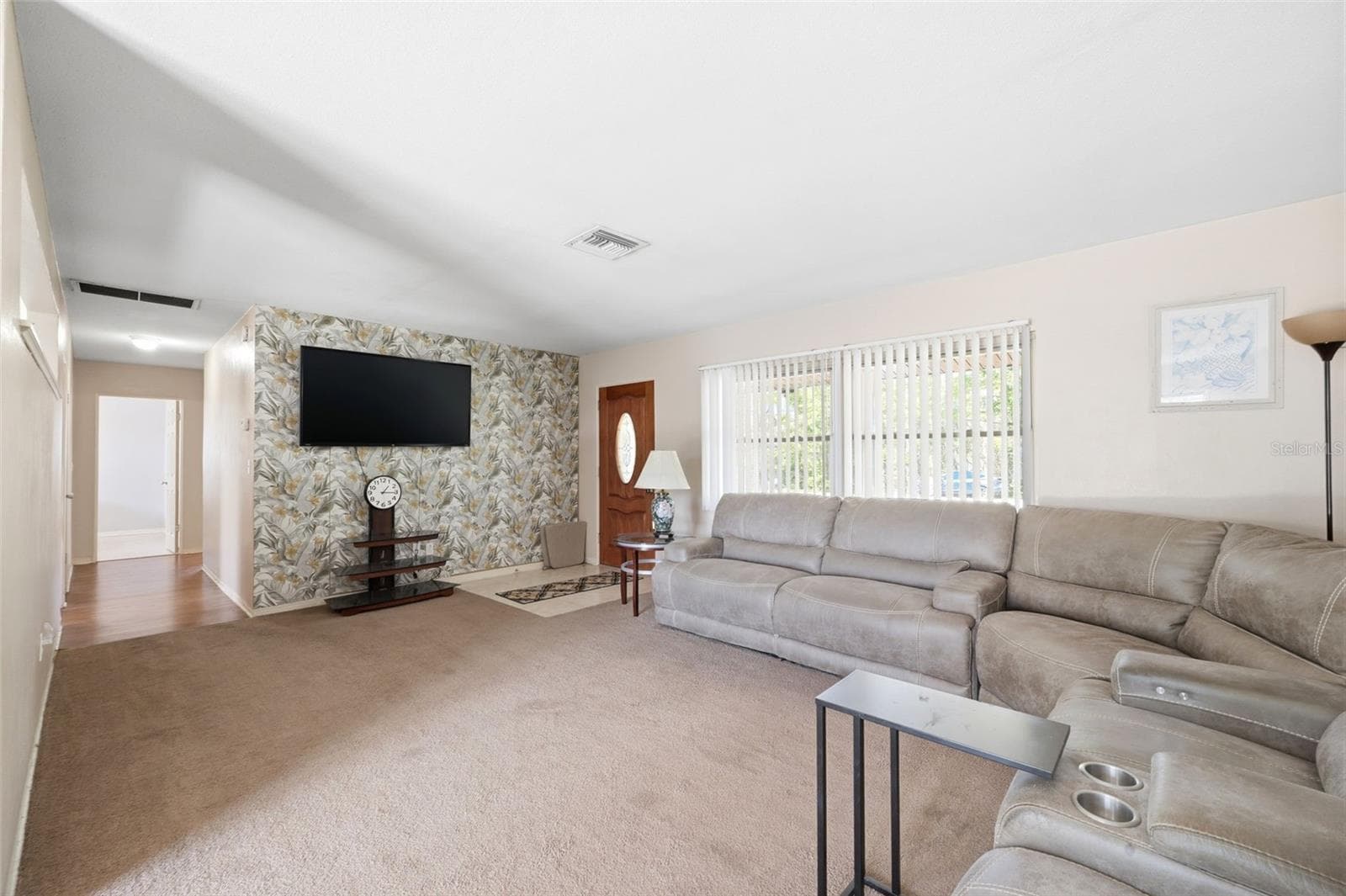 Living Room - 764 NE 13TH ST, CRYSTAL RIVER