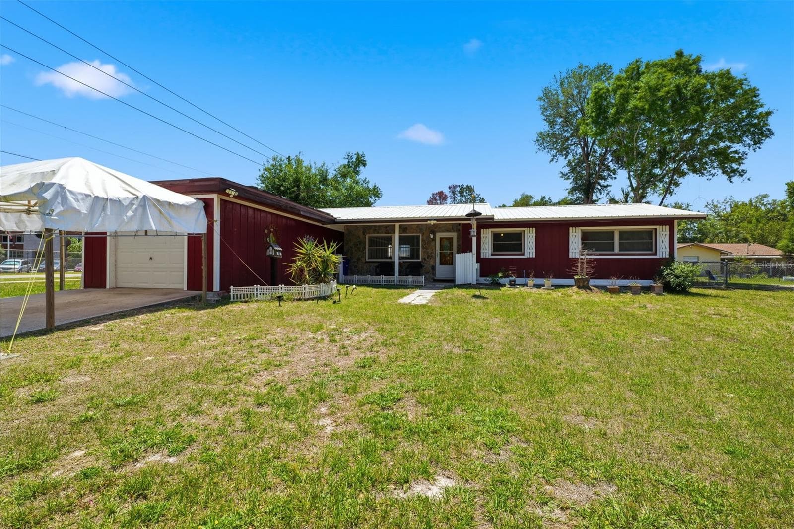Front Exterior - 764 NE 13TH ST, CRYSTAL RIVER