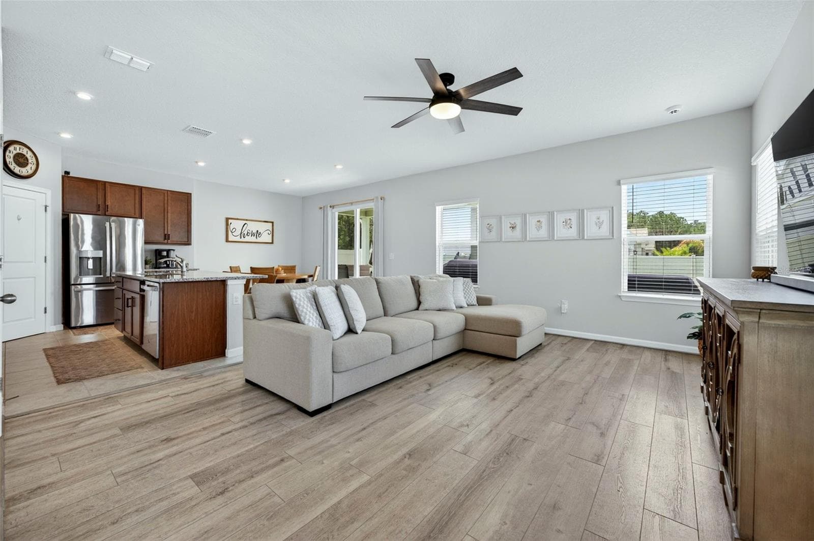 Single Family Residence at 381 CRESTWIND DR, DAYTONA BEACH, photo 10 of 55