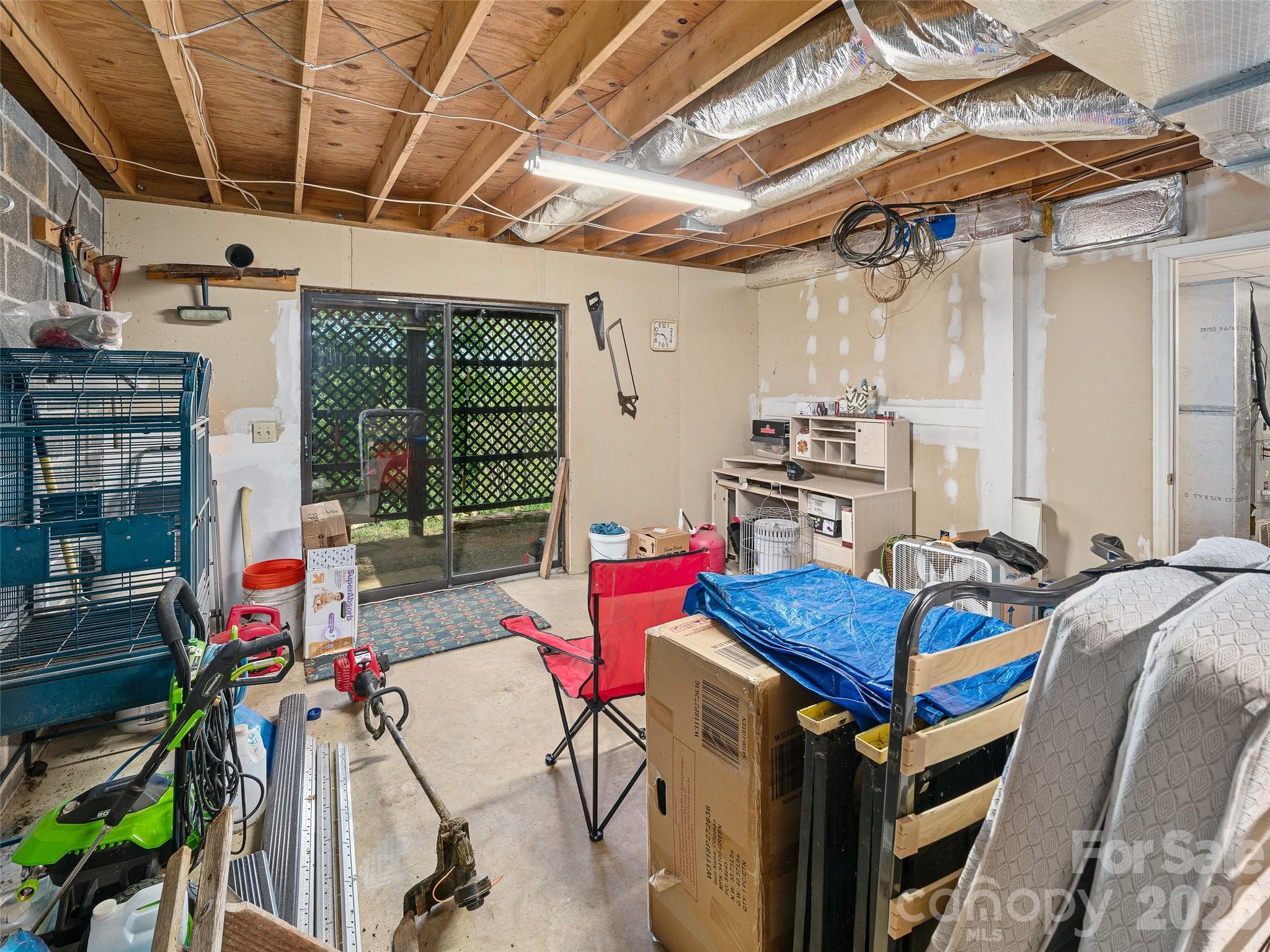 Single Family Residence at 129 Kantagree Drive, Bakersville, photo 20 of 31