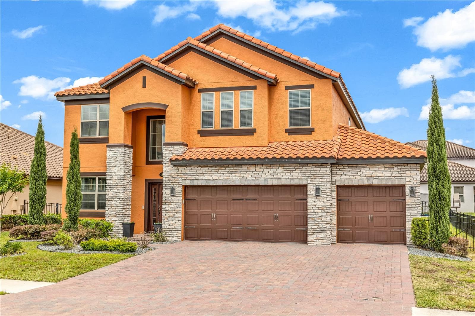 Single Family Residence at 239 LUGANO WAY, DEBARY, photo 4 of 52