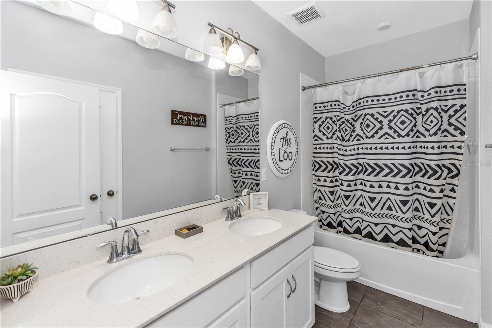 Single Family Residence at 239 LUGANO WAY, DEBARY, photo 36 of 52