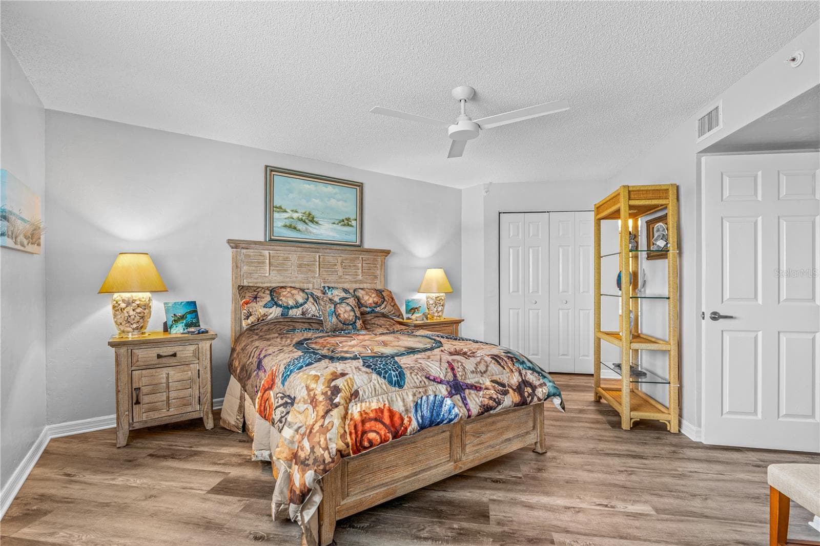 Guest Bed 2 w/vinyl flooring - 2967 S ATLANTIC AVE #903, DAYTONA BEACH SHORES