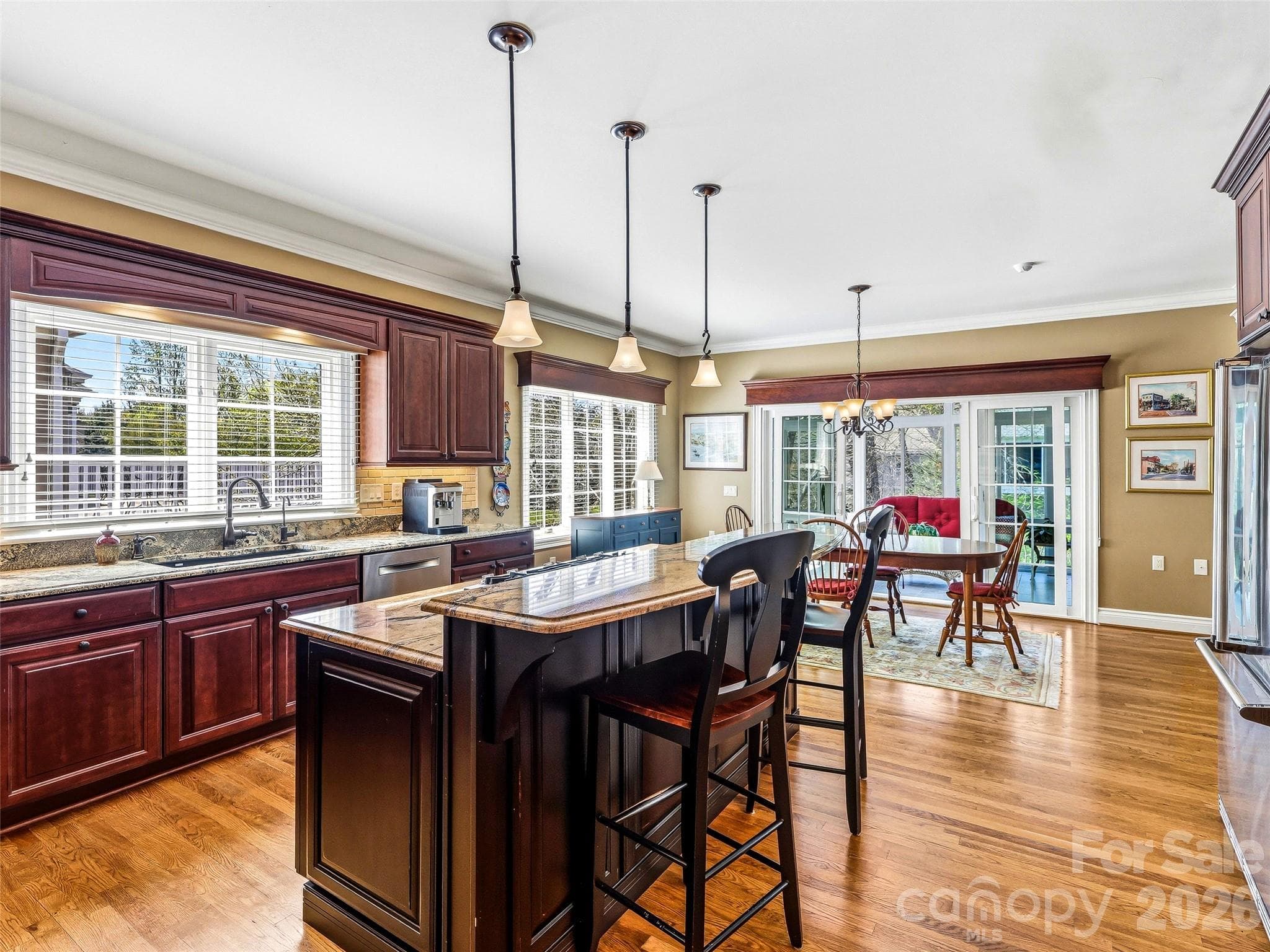 Single Family Residence at 33 Tiverton Lane, Asheville, photo 17 of 47