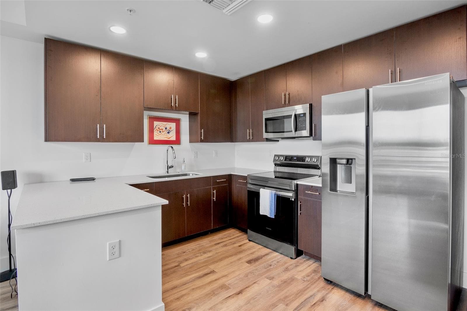 Condominium at 1709 N TAMIAMI TRL #416, SARASOTA, photo 8 of 40