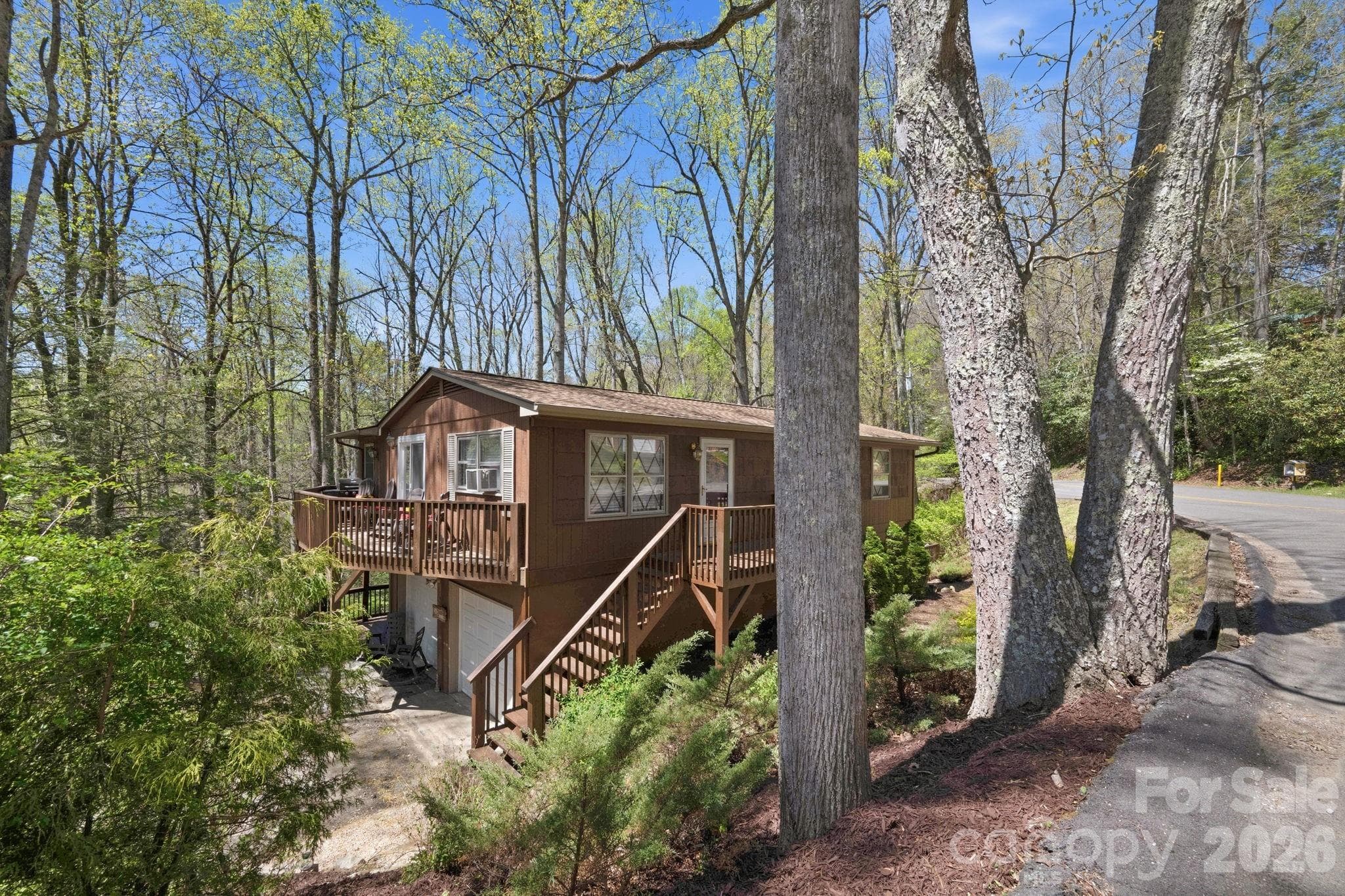 Single Family Residence at 806 Dogwood Drive, Boone, photo 2 of 48