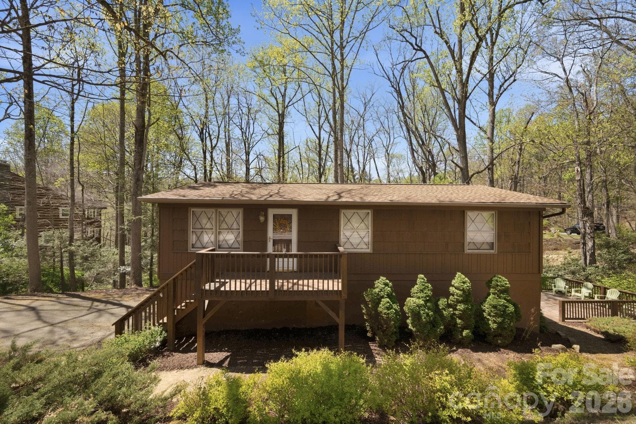 Single Family Residence at 806 Dogwood Drive, Boone, photo 3 of 48