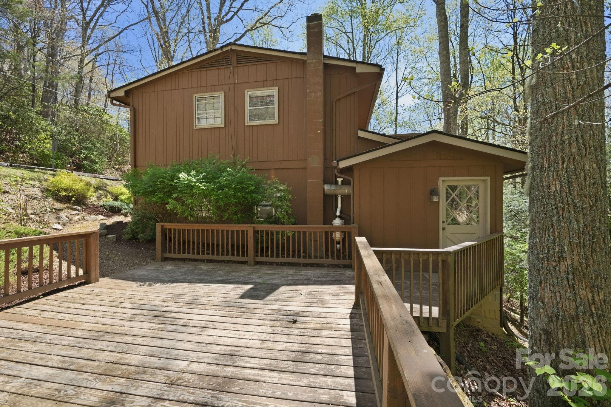 Single Family Residence at 806 Dogwood Drive, Boone, photo 8 of 48