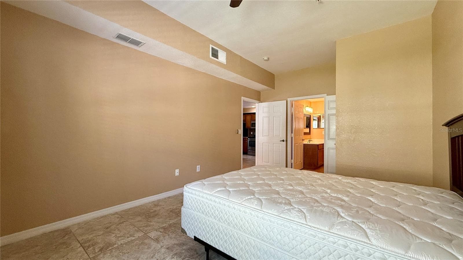 Condominium at 4005 SAN SEBASTIAN DR #107, KISSIMMEE, photo 14 of 46
