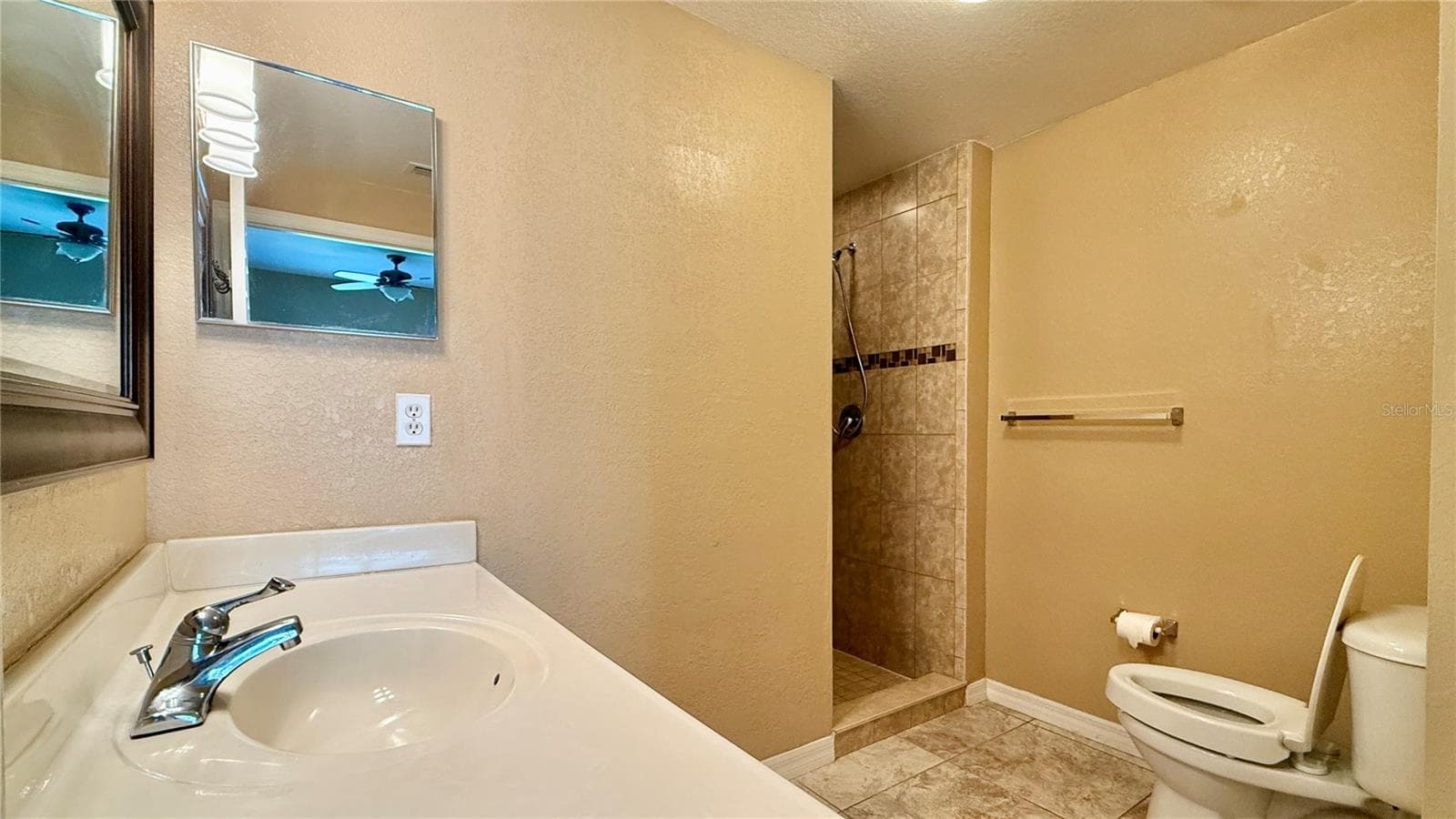 Condominium at 4005 SAN SEBASTIAN DR #107, KISSIMMEE, photo 15 of 46