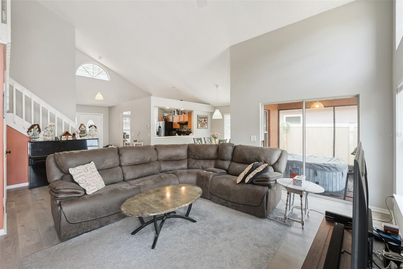 Single Family Residence at 4485 WEEPING WILLOW CIR, CASSELBERRY, photo 2 of 24
