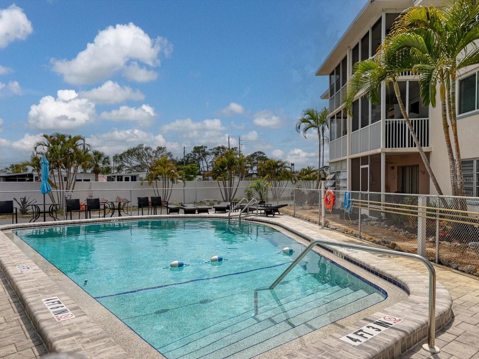 Community pool - 708 TAMIAMI TRL S #105, VENICE