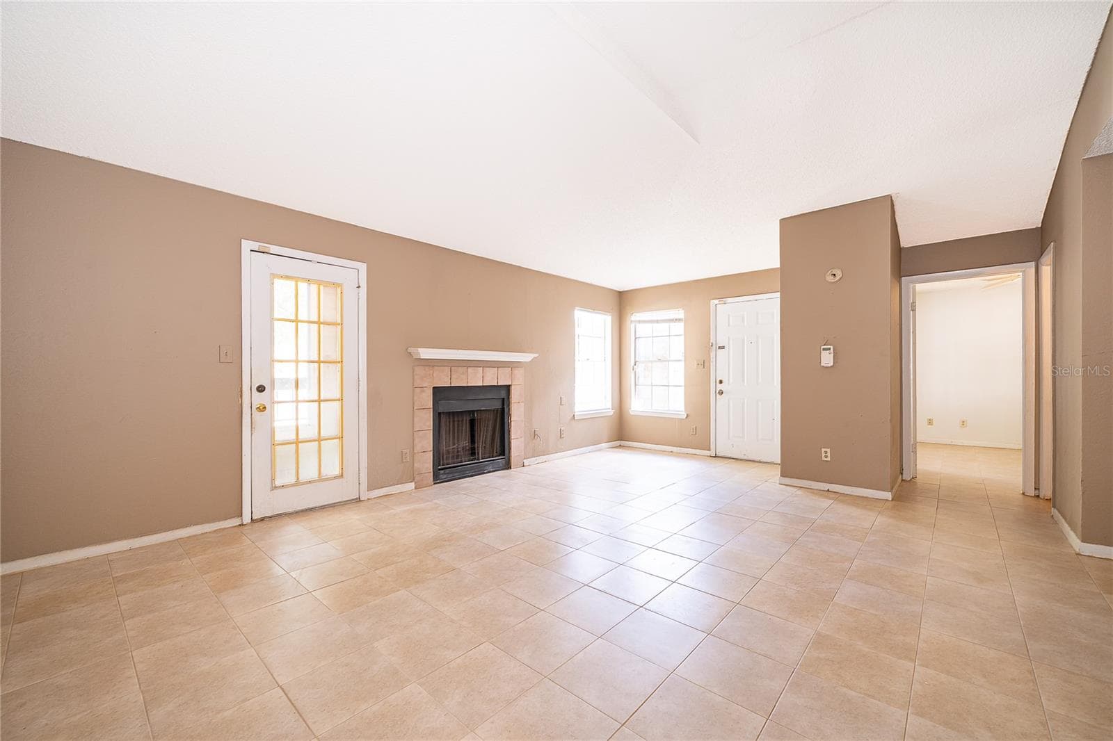 Condominium at 4367 THORNBRIAR LN #206, ORLANDO, photo 7 of 22