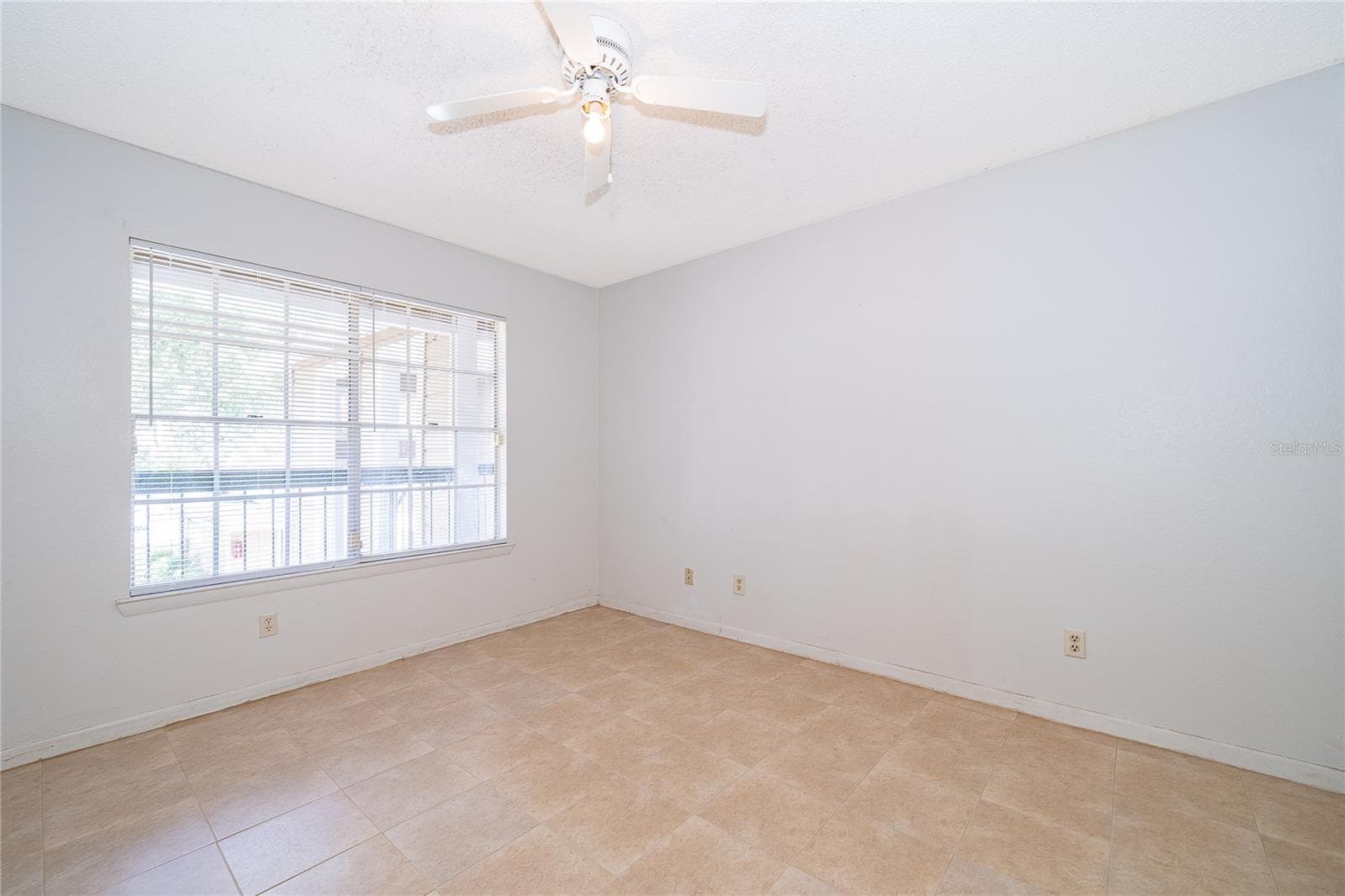 Condominium at 4367 THORNBRIAR LN #206, ORLANDO, photo 12 of 22